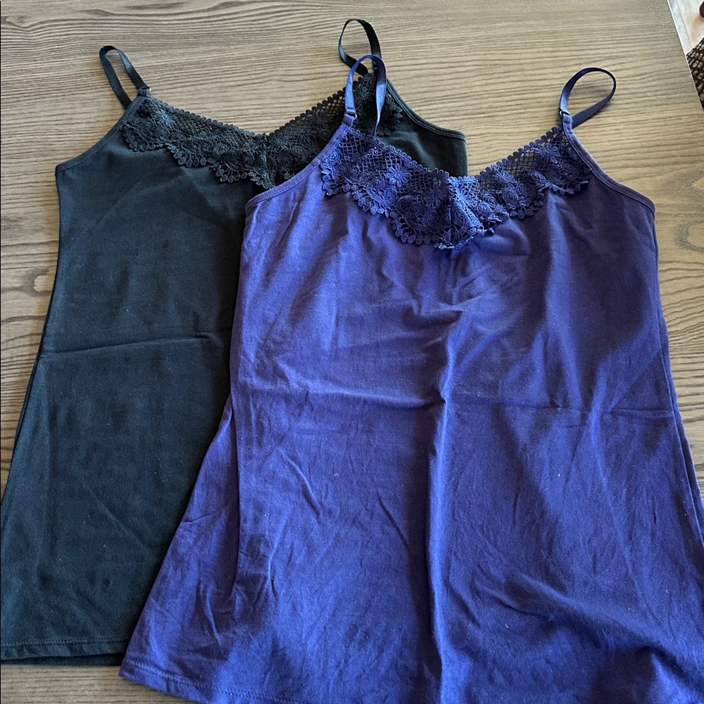 JW Style camisoles lot of 2